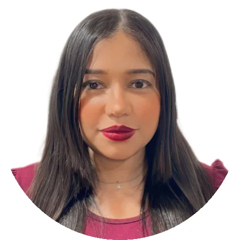 Shirli Alfonso, Servicio al Cliente y Gestión Documental de Logincargo